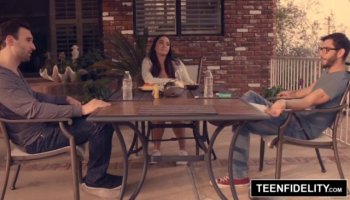 Cumshots on babes pretty face