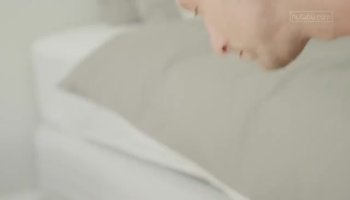 Yvonne and Simone enjoy each others pussies in the shower